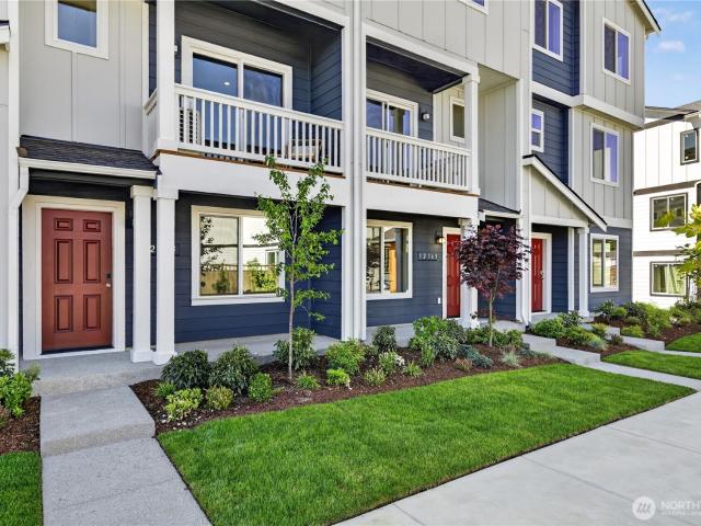 House for sale in Black Diamond, Washington