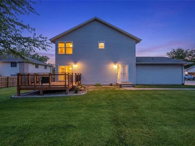 Condo for sale in Linn, Iowa