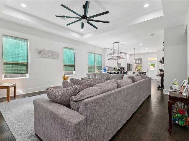 House for sale in Violet House for sale in Violet
