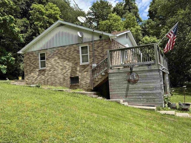 House for sale in Kingwood, West Virginia