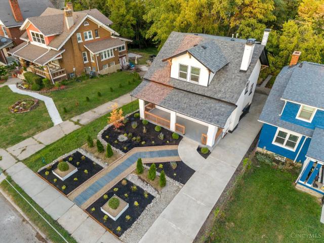 House for sale in Evanston, Roselawn