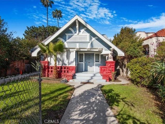 Townhouse for sale in Canoga Park, California