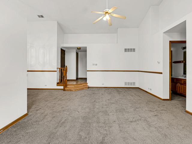 Condo for sale in Crete, Illinois
