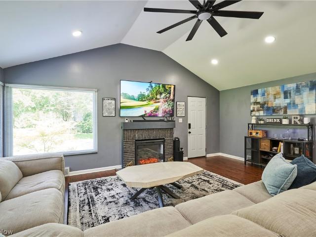 House for sale in Summit, Ohio