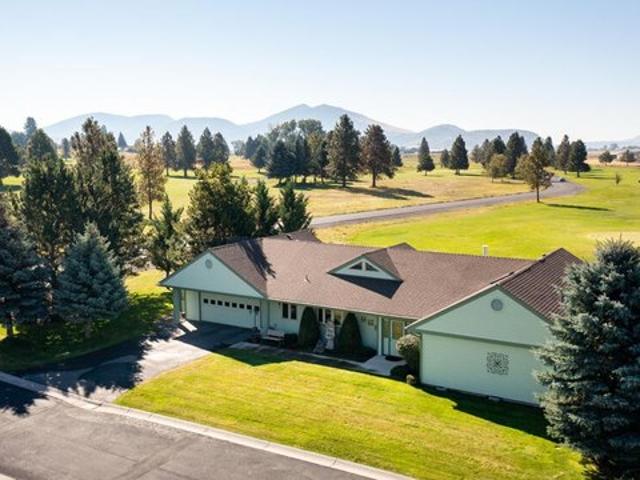 Condo for sale in Oregonia