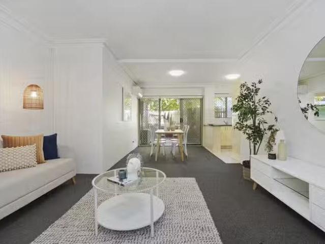 House for rent in Burwood