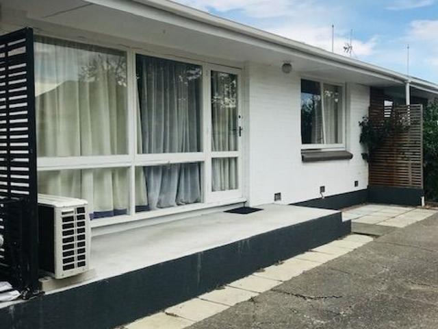 House for rent in Heathcote, Canterbury