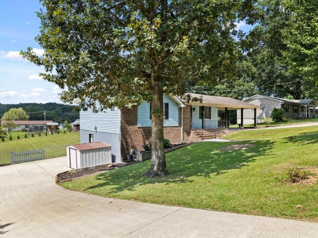 House for sale in Vinemont, Alabama