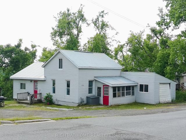 Farm for sale in Kawartha Lakes, Ontario