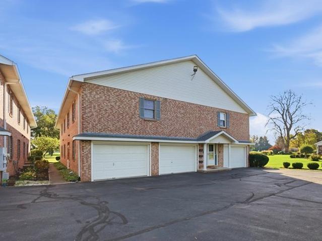 Condo for sale in Washington Court House, Fayette County