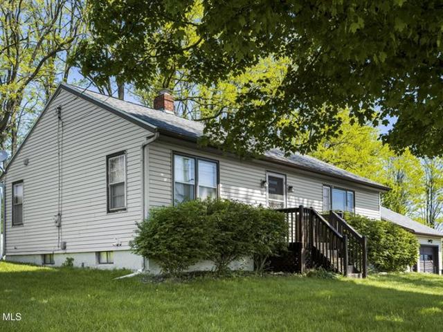 House for sale in New York