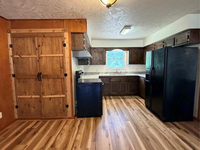 House for sale in Shepherd, Texas