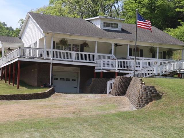 Farm for sale in Tennessee