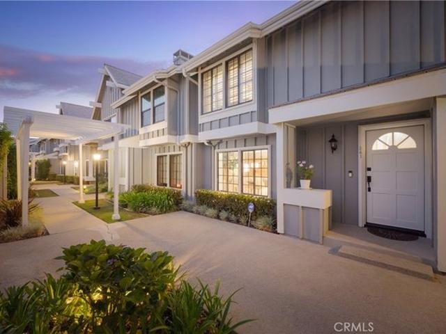 Townhouse for sale in Seal Beach, California