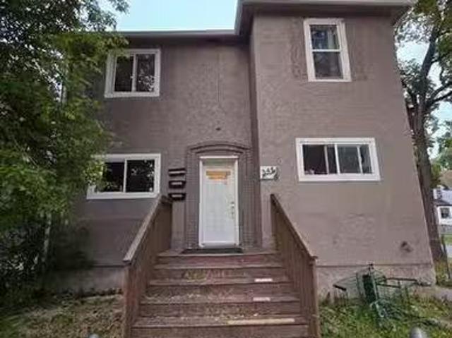 House for sale in East St. Paul, Manitoba