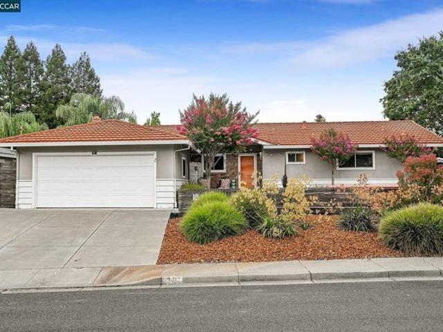 House for sale in Pleasant Hill, California