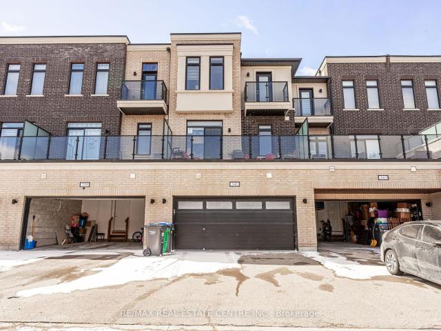 Townhouse for sale in Woburn, Ontario