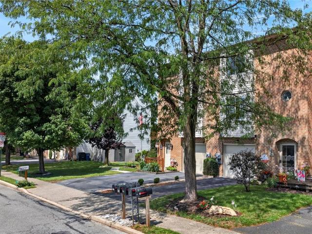 Townhouse for sale in Lehigh, Pennsylvania