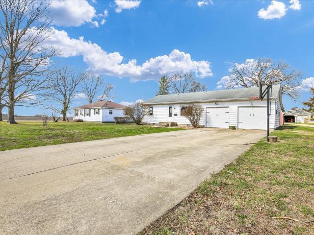 House for sale in Ford, Illinois