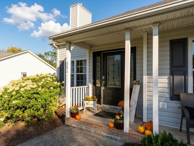 House for sale in Teaverton, Fishersville