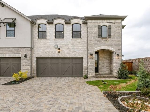 Townhouse for sale in Celina, Texas