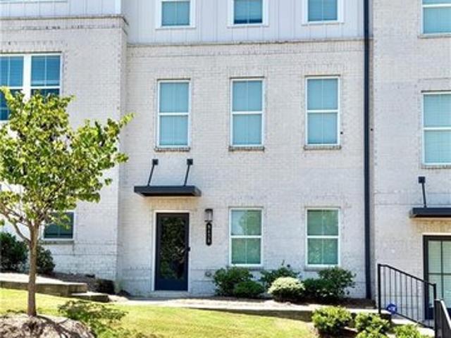 Townhouse for sale in Duluth, Georgia