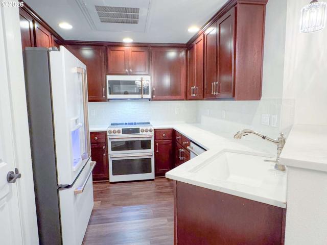 Condo for sale in Oregonia