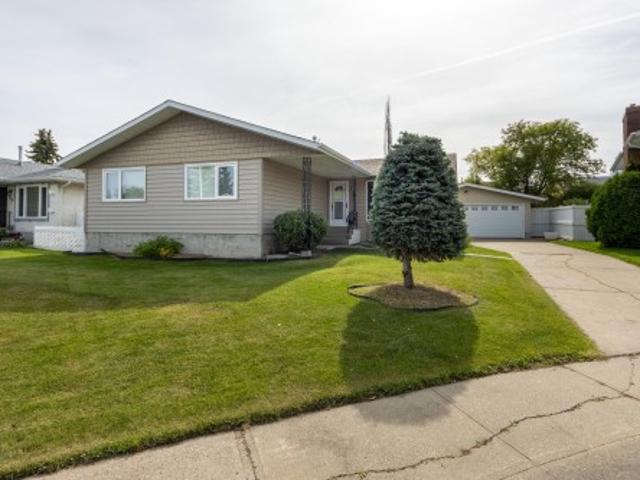 House for sale in South Clareview, Edmonton