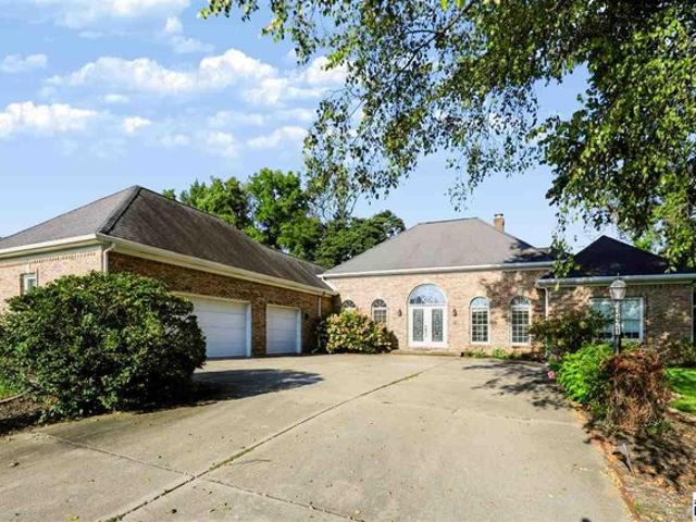 House for sale in Terre Haute, Indiana