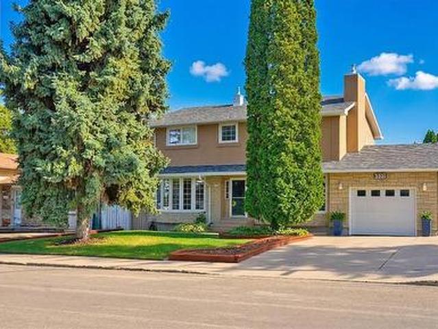 House for sale in Saskatoon, Saskatchewan