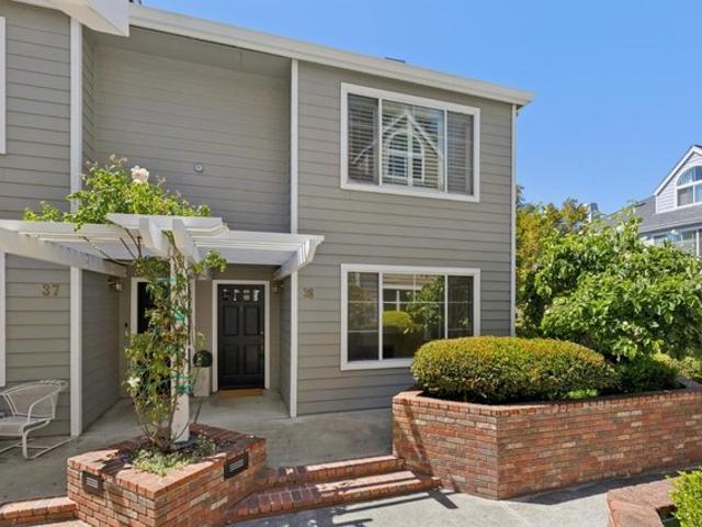 Townhouse for sale in San Mateo, California