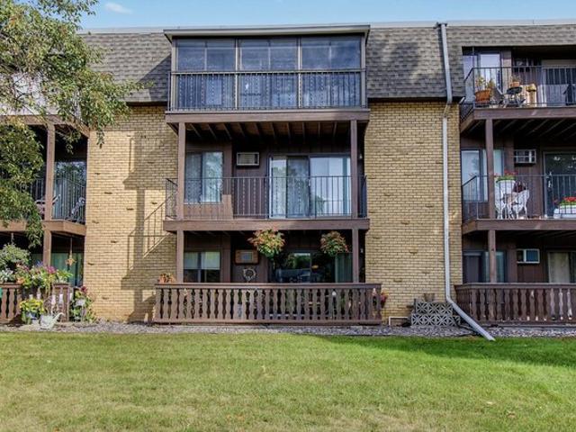 Condo for sale in Shoreview, Ramsey County