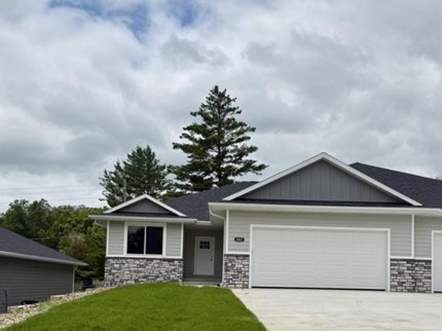 Townhouse for sale in Woodbury, Iowa