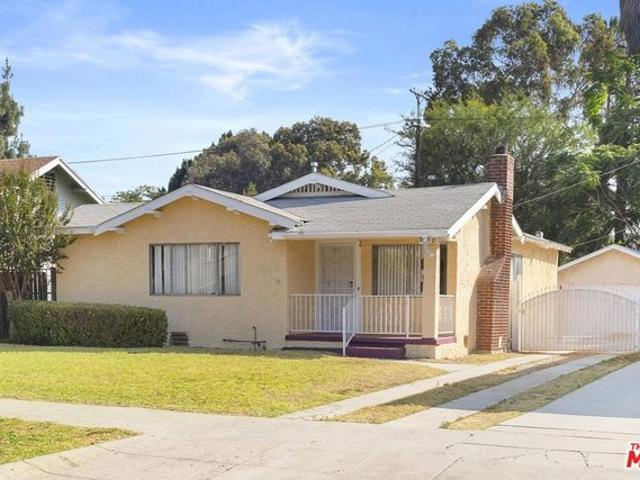 House for sale in Canoga Park, California