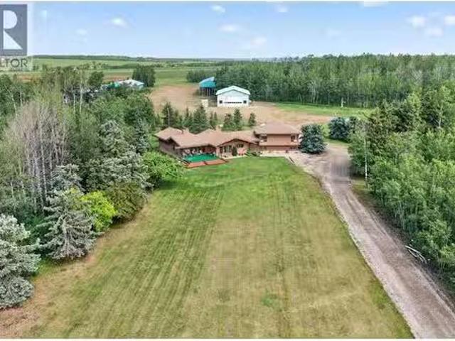 House for sale in Tomslake, British Columbia