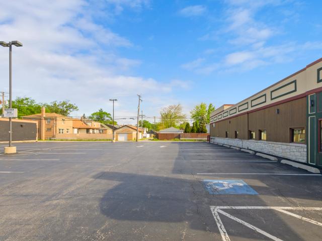 Commercial for sale in Evergreen Park, Illinois