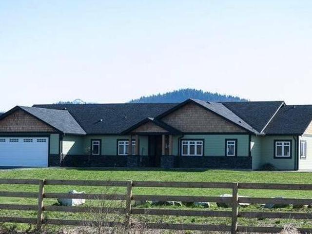 House for sale in Abbotsford
