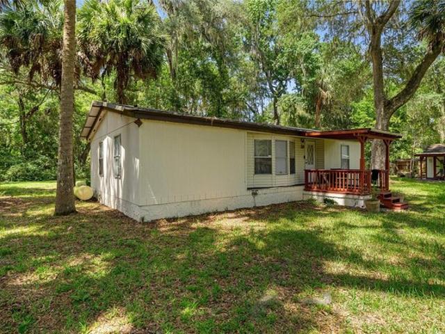 House for sale in Anthony, Florida