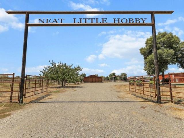 House for sale in Corning, California