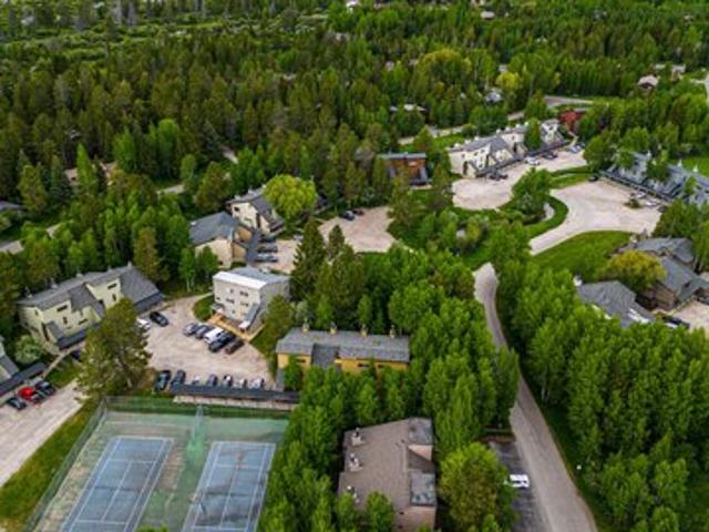 Condo for sale in Wyoming