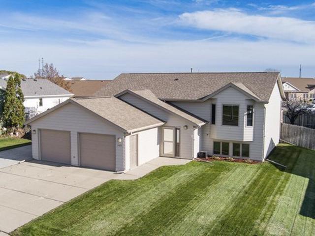 House for sale in Bismarck, North Dakota