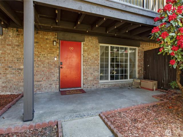 Condo for sale in Washington