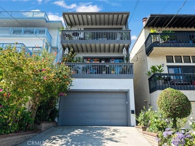 House for sale in Canoga Park, California