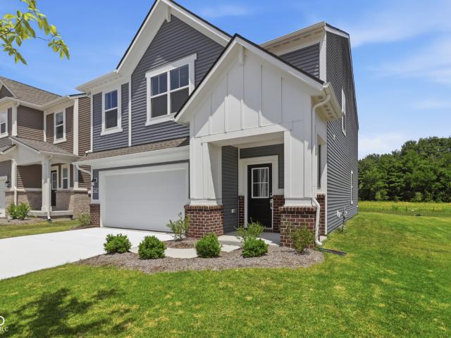 House for sale in Whitestown, Indiana