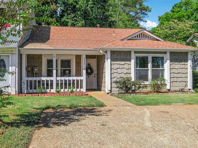 Townhouse for sale in Pelham, Shelby County