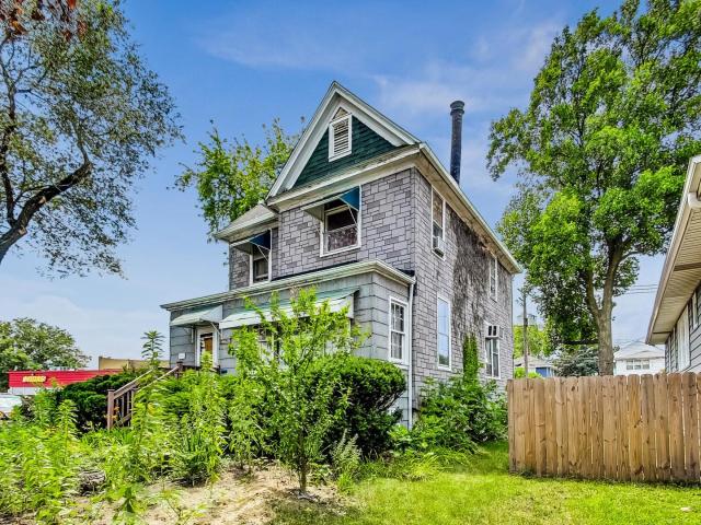 House for sale in Berwyn, Illinois