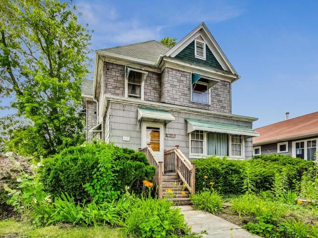 House for sale in Berwyn, Illinois