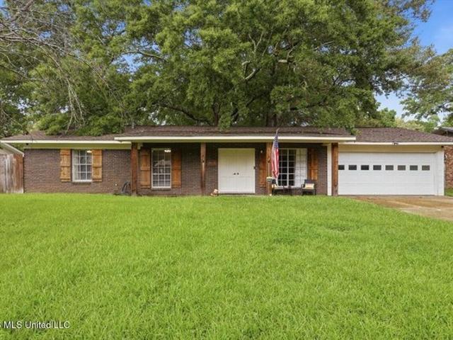 House for sale in Pearl, Mississippi
