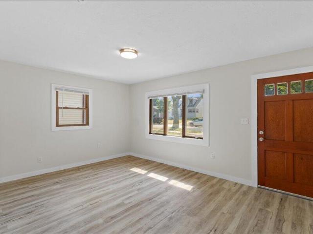 House for sale in Saveland Park, Milwaukee