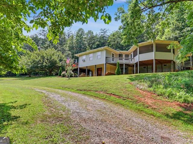 House for sale in Hiawassee, Georgia